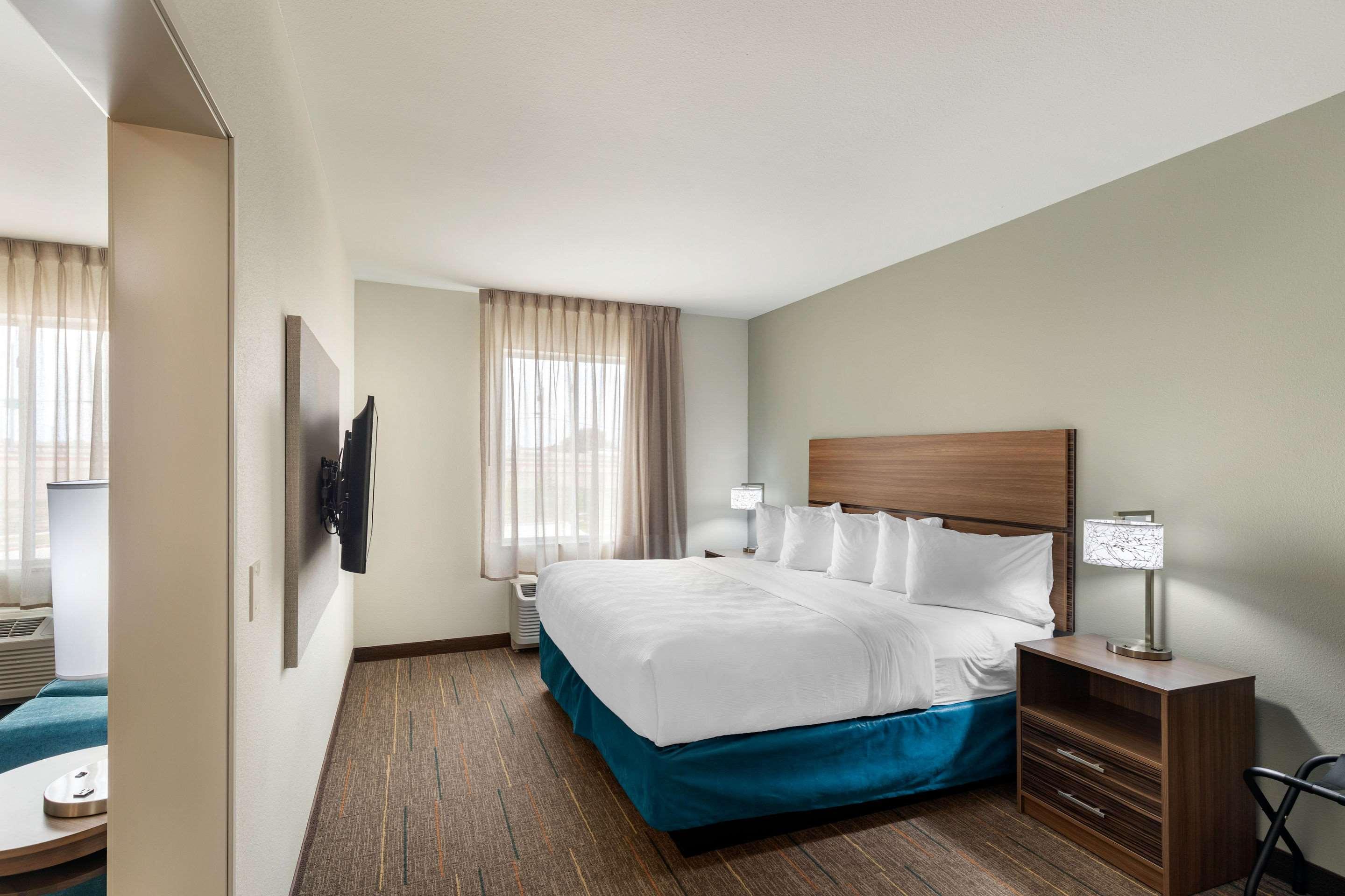 Mainstay Suites Lancaster Dallas South Екстериор снимка