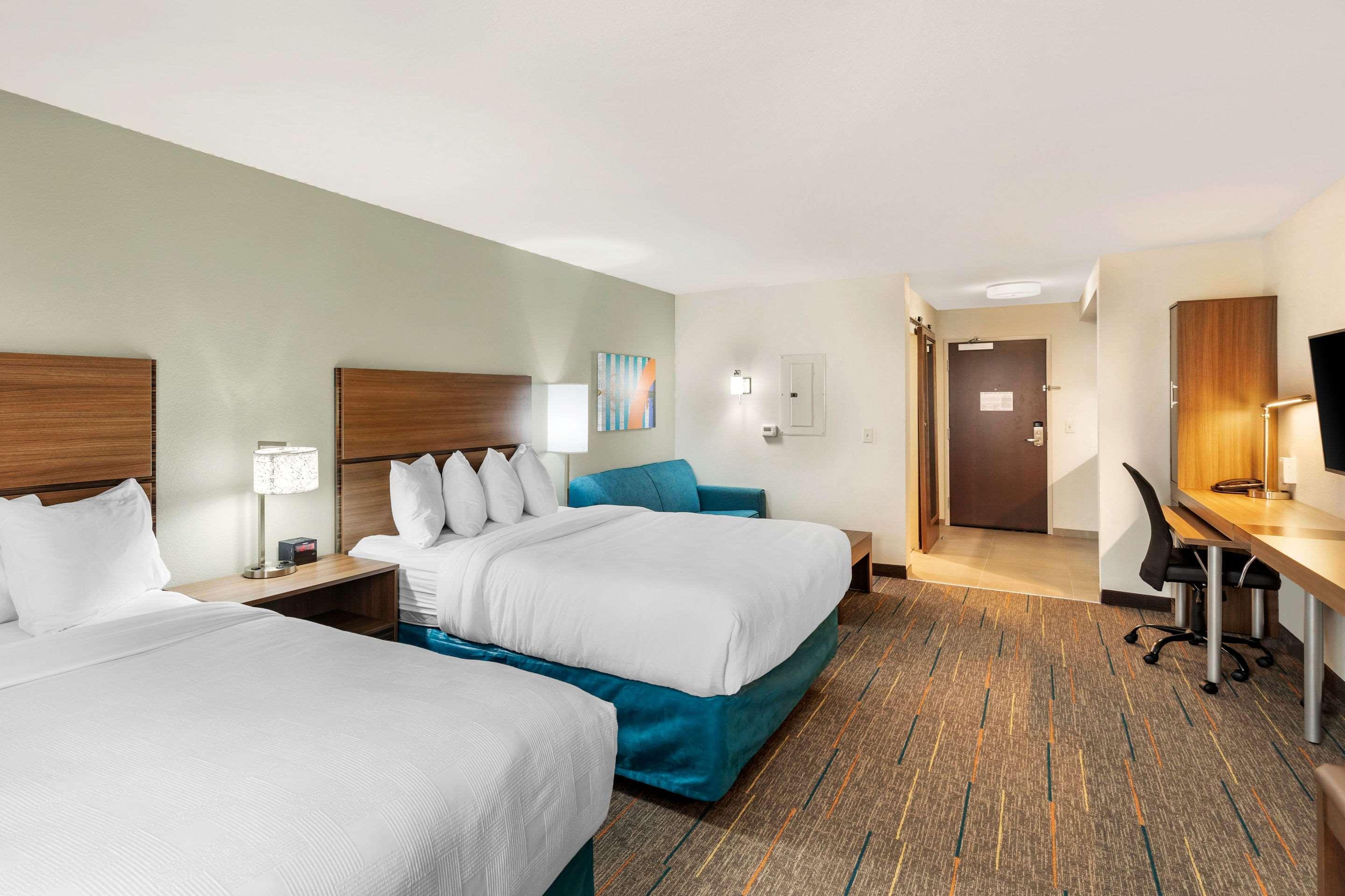 Mainstay Suites Lancaster Dallas South Екстериор снимка