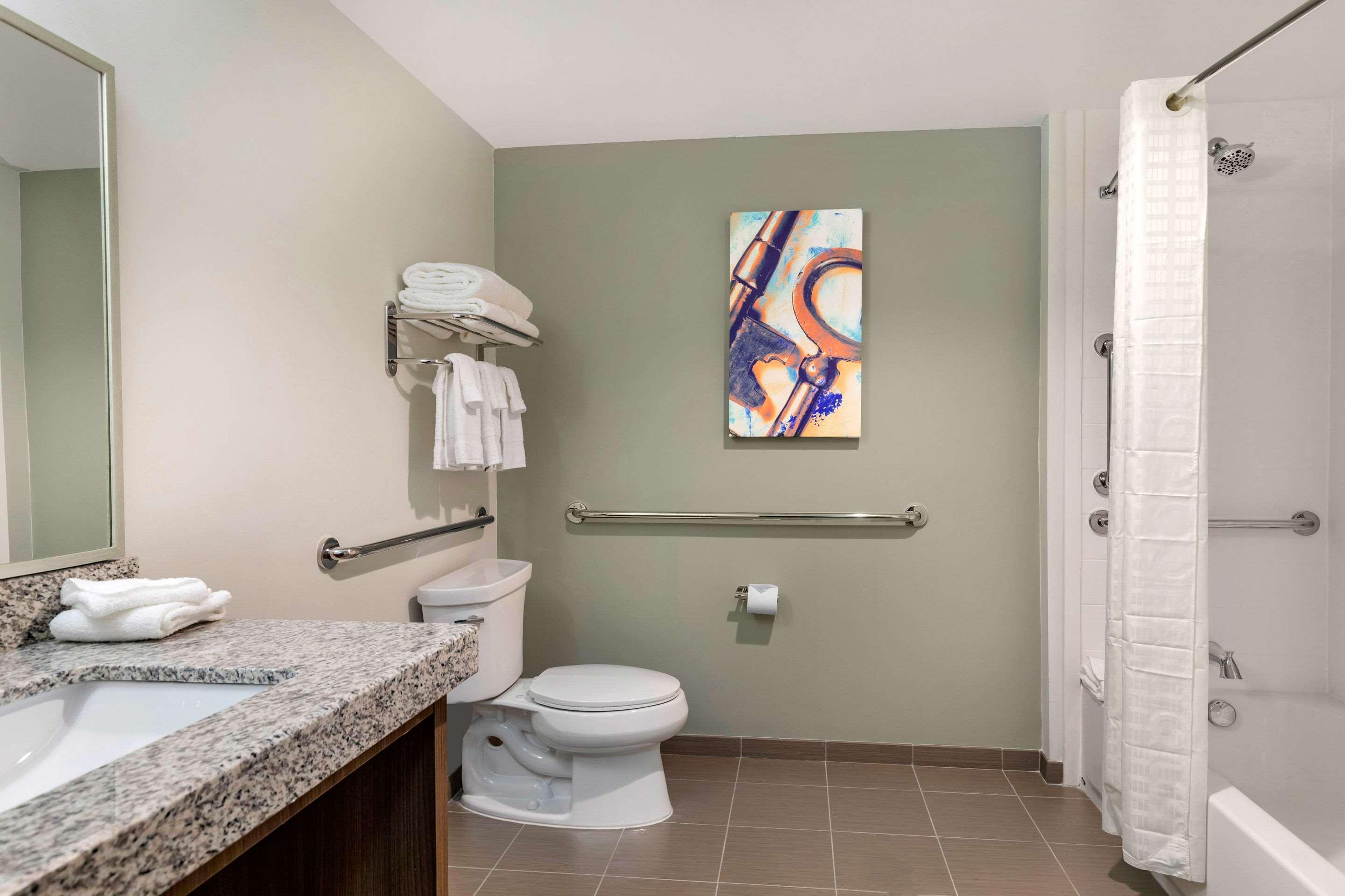 Mainstay Suites Lancaster Dallas South Екстериор снимка