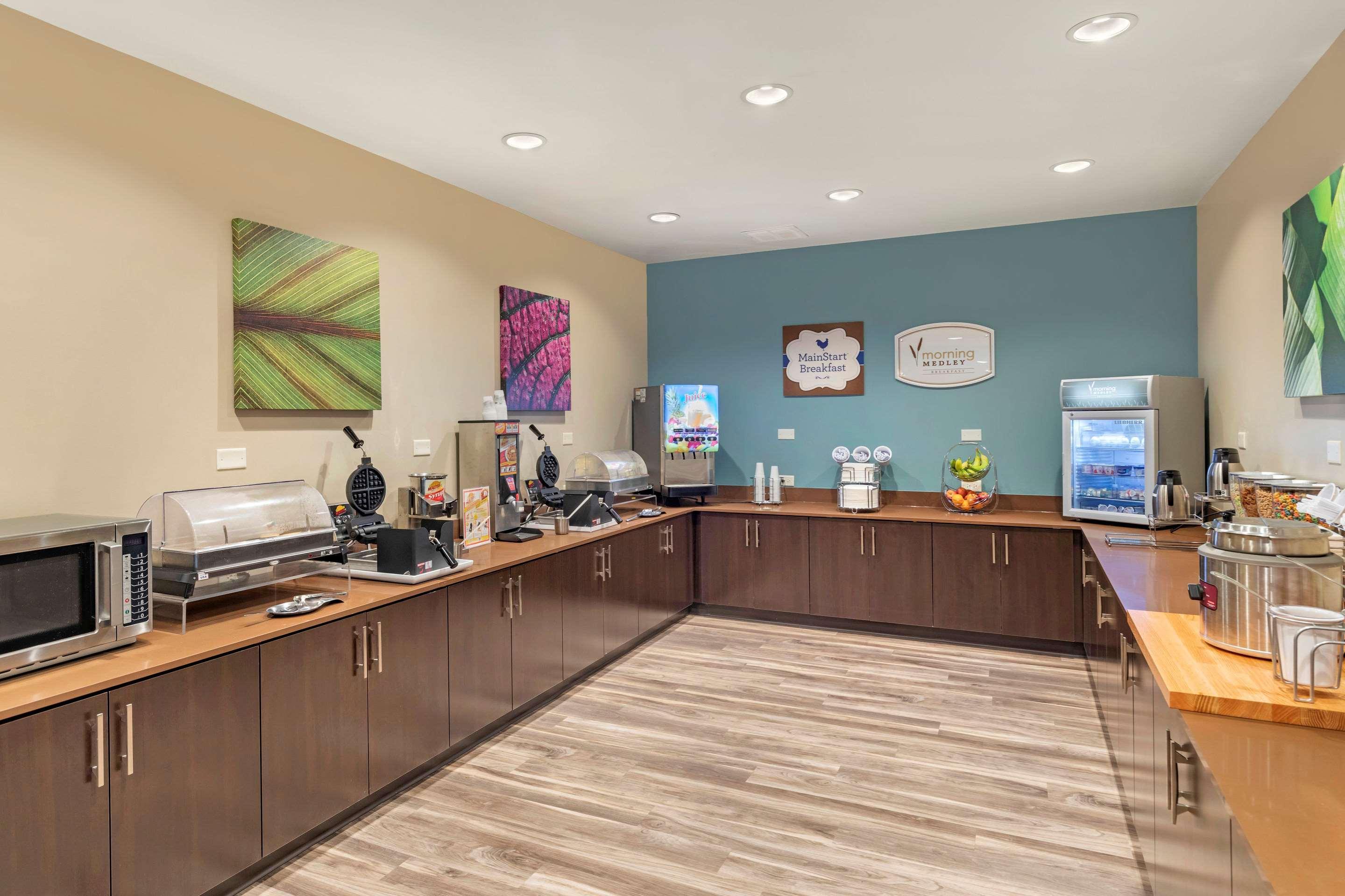 Mainstay Suites Lancaster Dallas South Екстериор снимка