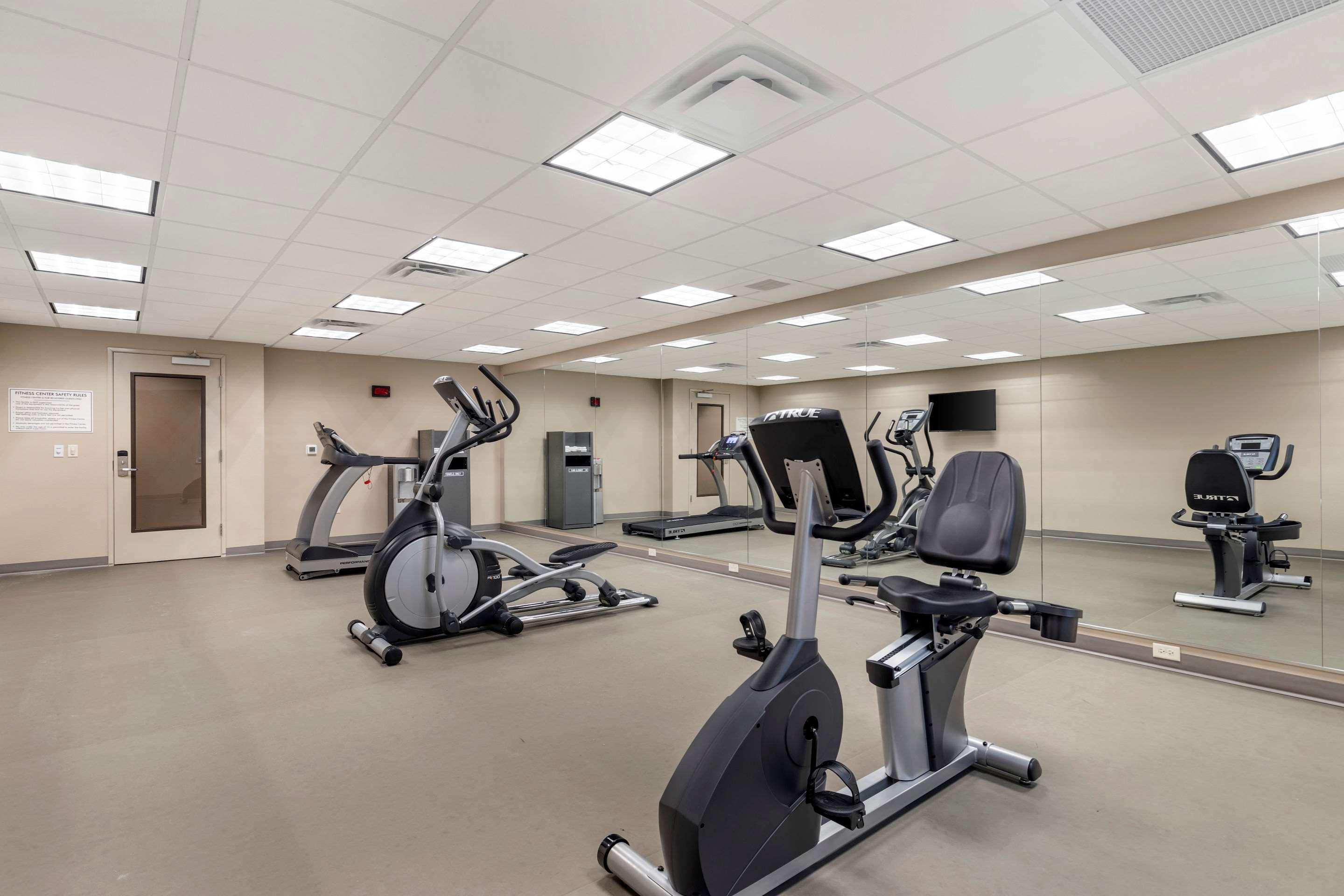 Mainstay Suites Lancaster Dallas South Екстериор снимка