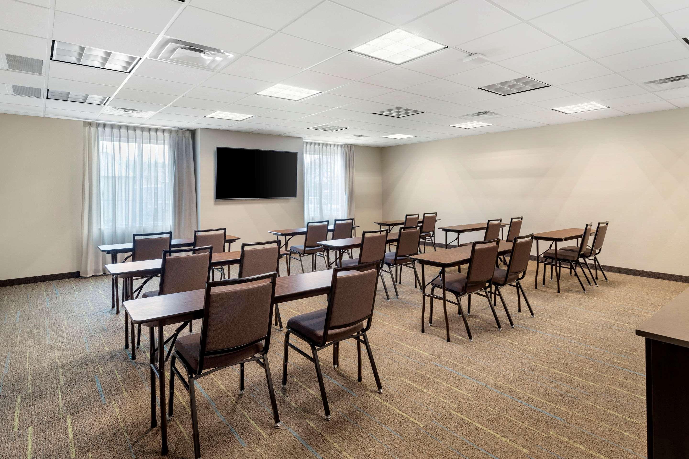 Mainstay Suites Lancaster Dallas South Екстериор снимка